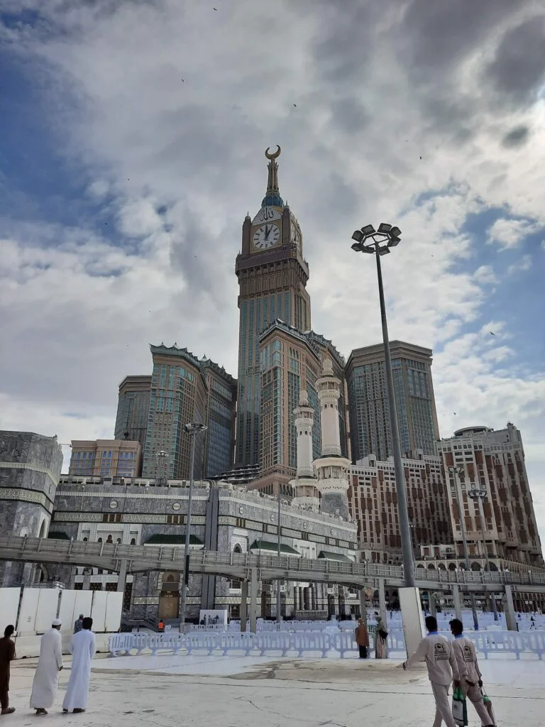 14 Nights Supreme Umrah Package